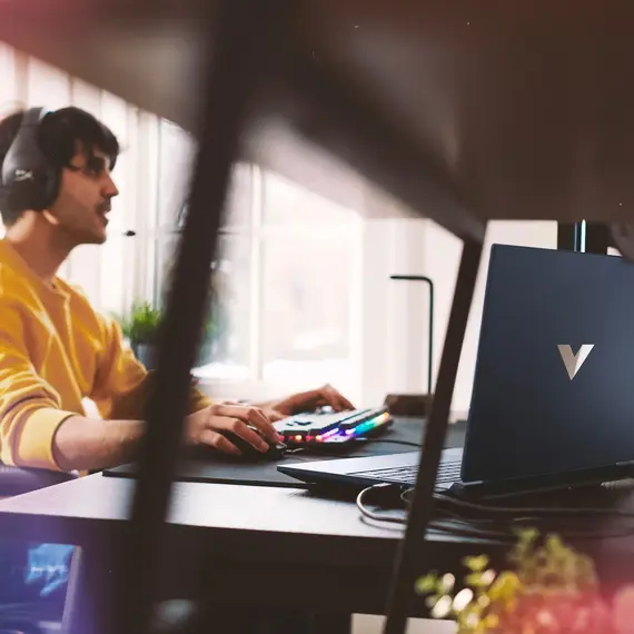 Top ponuda HP - Victus 15.6" Full HD 144Hz Gaming Laptop - Intel Core i7 - 16GB Memory - NVIDIA GeForce RTX 4050 - 512GB SSD - Performance Blue, 12 image - LaptopPlaza uvoz i distribucija laptopova, projektora i druge IT opreme