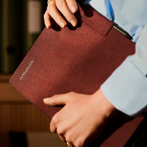 reMarkable Paper Pro - Mosaic Weave Book Folio for your 11.8'' Paper Tablet - Burgundy, 6 image